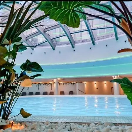 Hanza Tower 22 Pool & Jacussi Szczecin