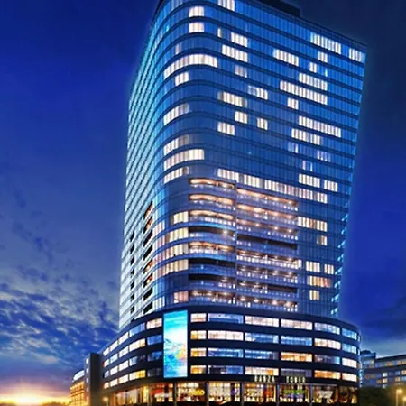 Hanza Tower 22 Pool & Jacussi Szczecin